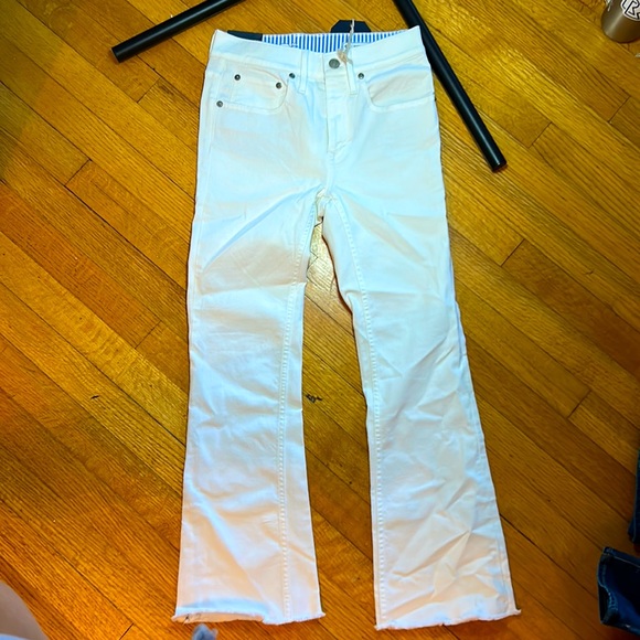 Vineyard Vines Denim - Vineyard vines flare white jeans
